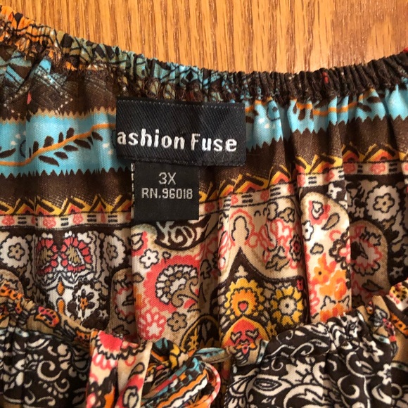 Top - Picture 2 of 2